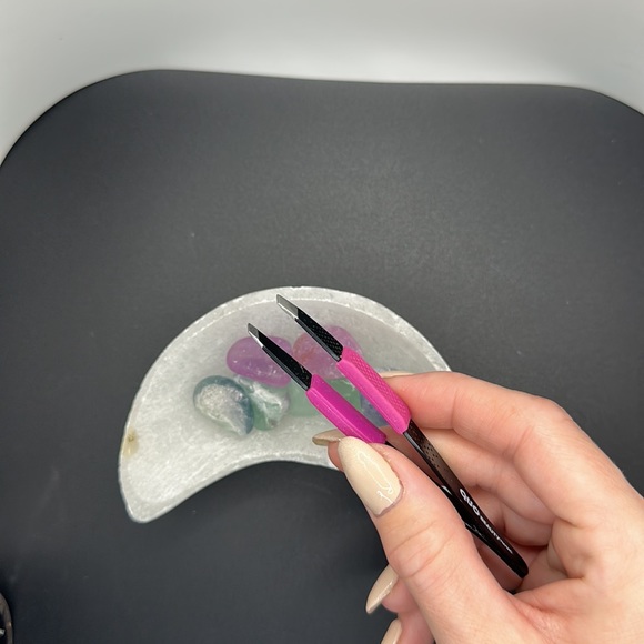 QUO Beauty rubber, grip tweezers - Picture 4 of 5